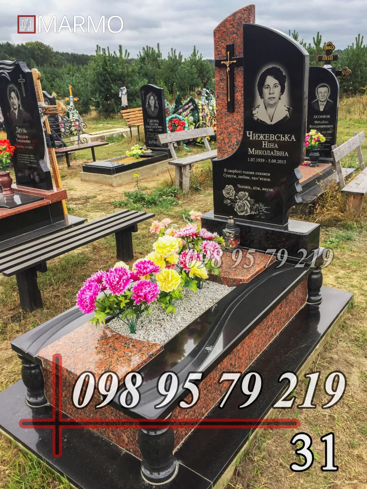 Одинарний пам'ятник з граніту №31