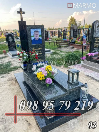 Одинарний пам'ятник з граніту №3