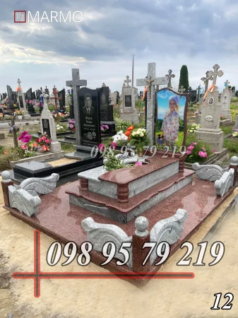 Одинарний пам'ятник з граніту №12