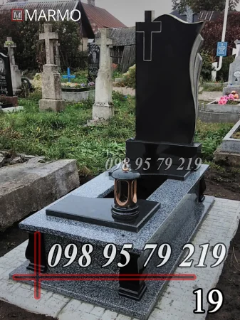 Одинарний пам'ятник з граніту №19