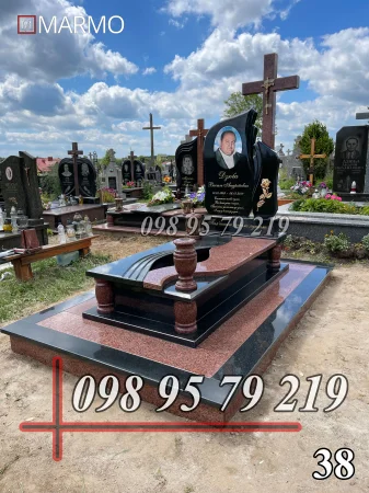 Одинарний пам'ятник з граніту №38