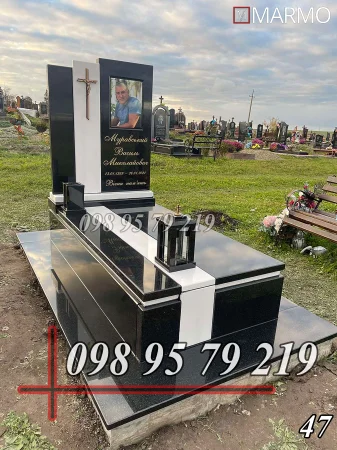 Одинарний пам'ятник з граніту №47