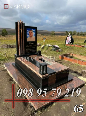 Одинарний пам'ятник з граніту №65